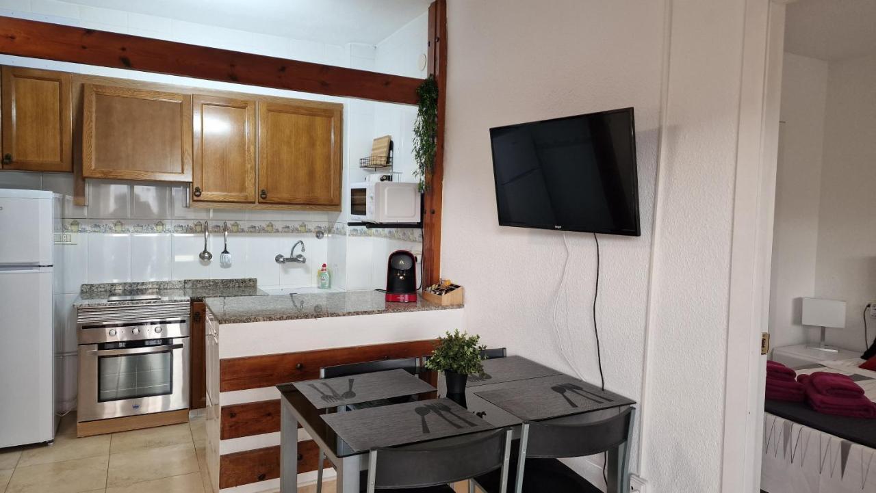 Appartement Apartamento De 1 Habitacion Frente Al Mar Y Con Piscina à Benicàssim Extérieur photo