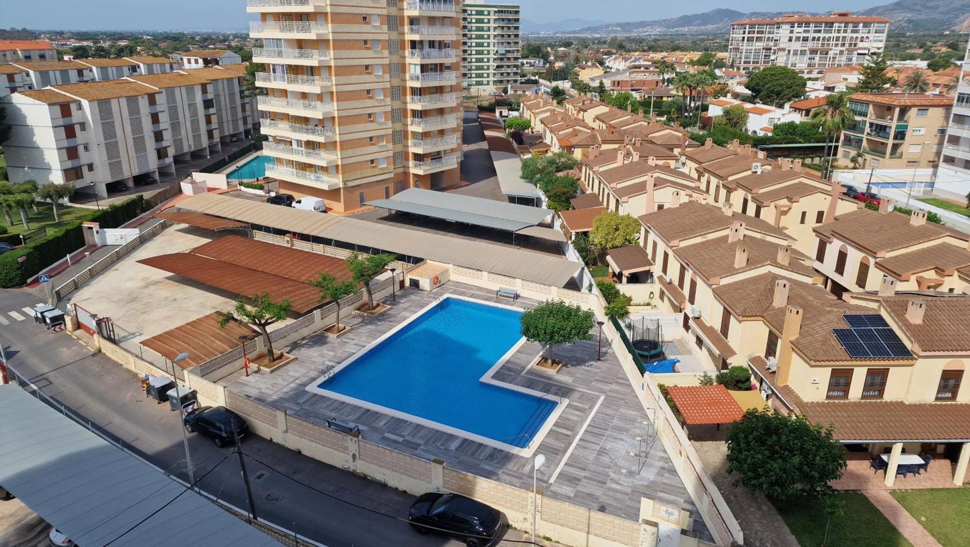 Appartement Apartamento De 1 Habitacion Frente Al Mar Y Con Piscina à Benicàssim Extérieur photo