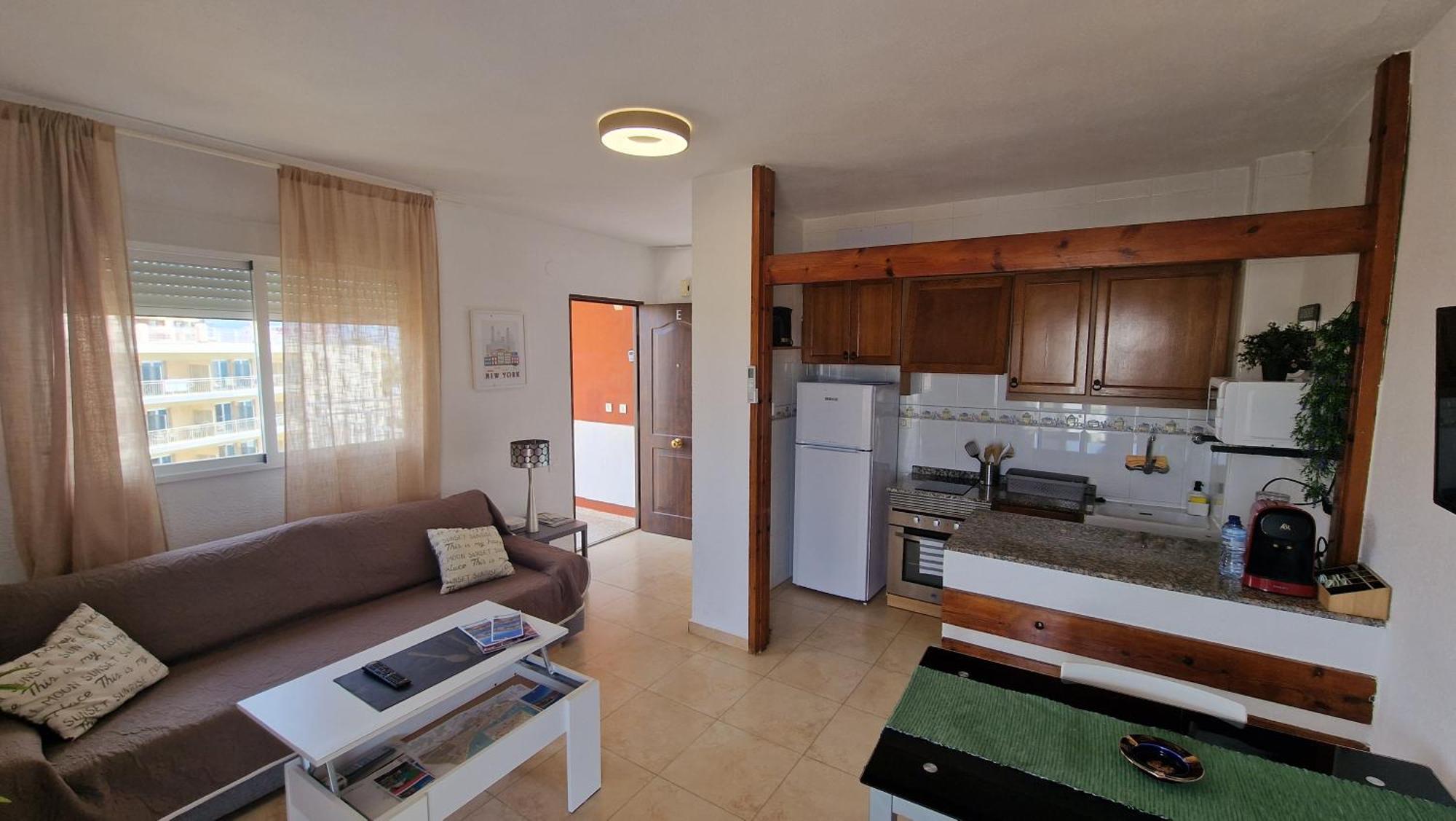 Appartement Apartamento De 1 Habitacion Frente Al Mar Y Con Piscina à Benicàssim Extérieur photo