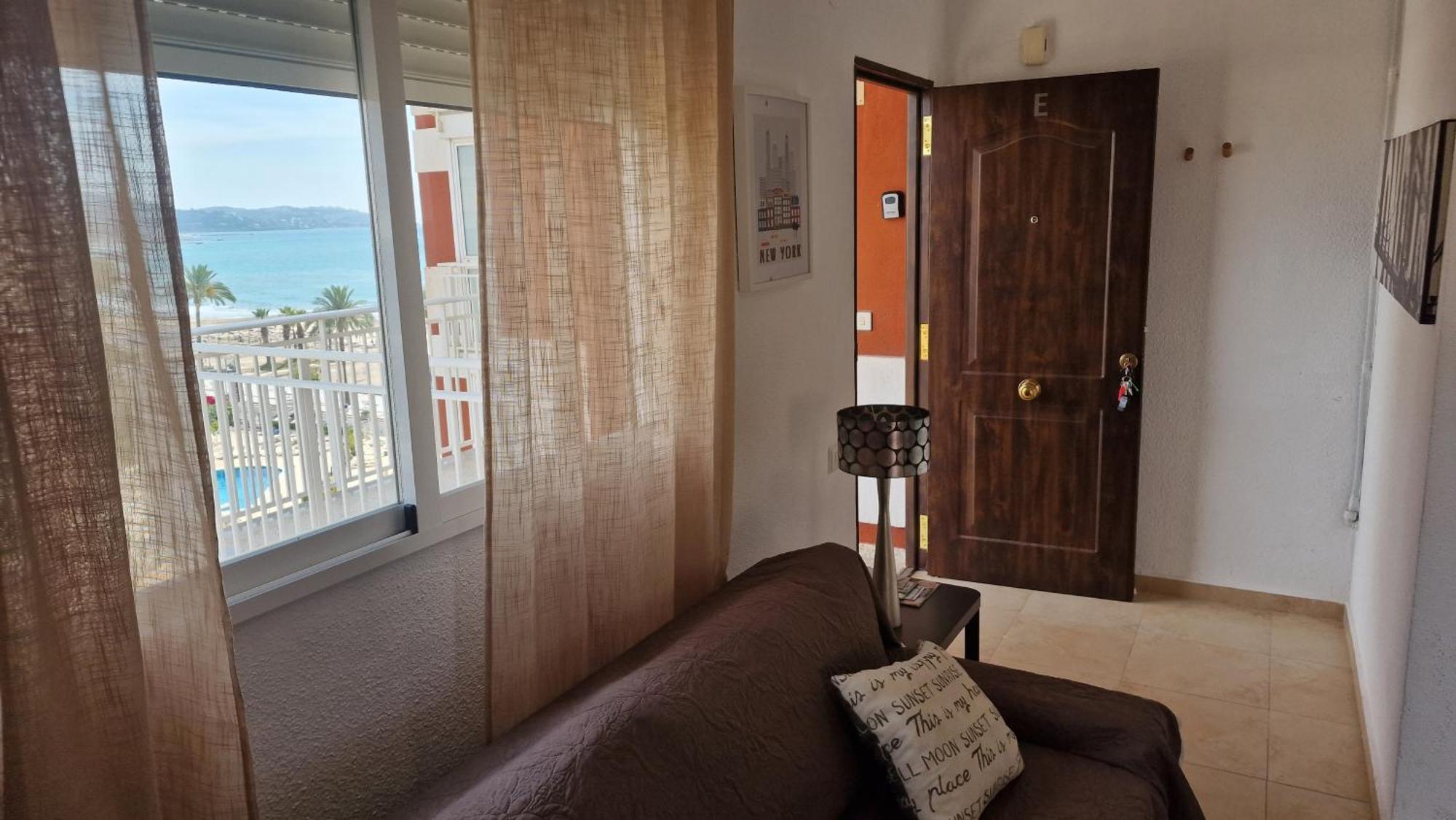 Appartement Apartamento De 1 Habitacion Frente Al Mar Y Con Piscina à Benicàssim Extérieur photo